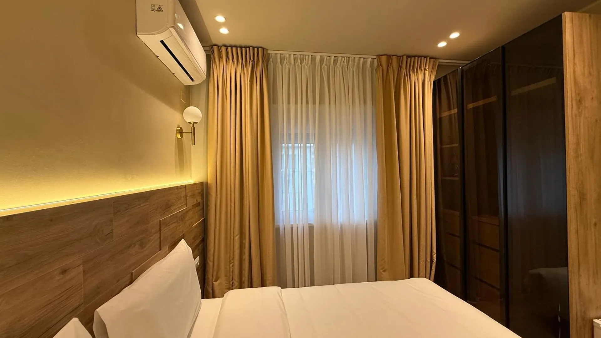 Vater Apartments Tirana 0*,
